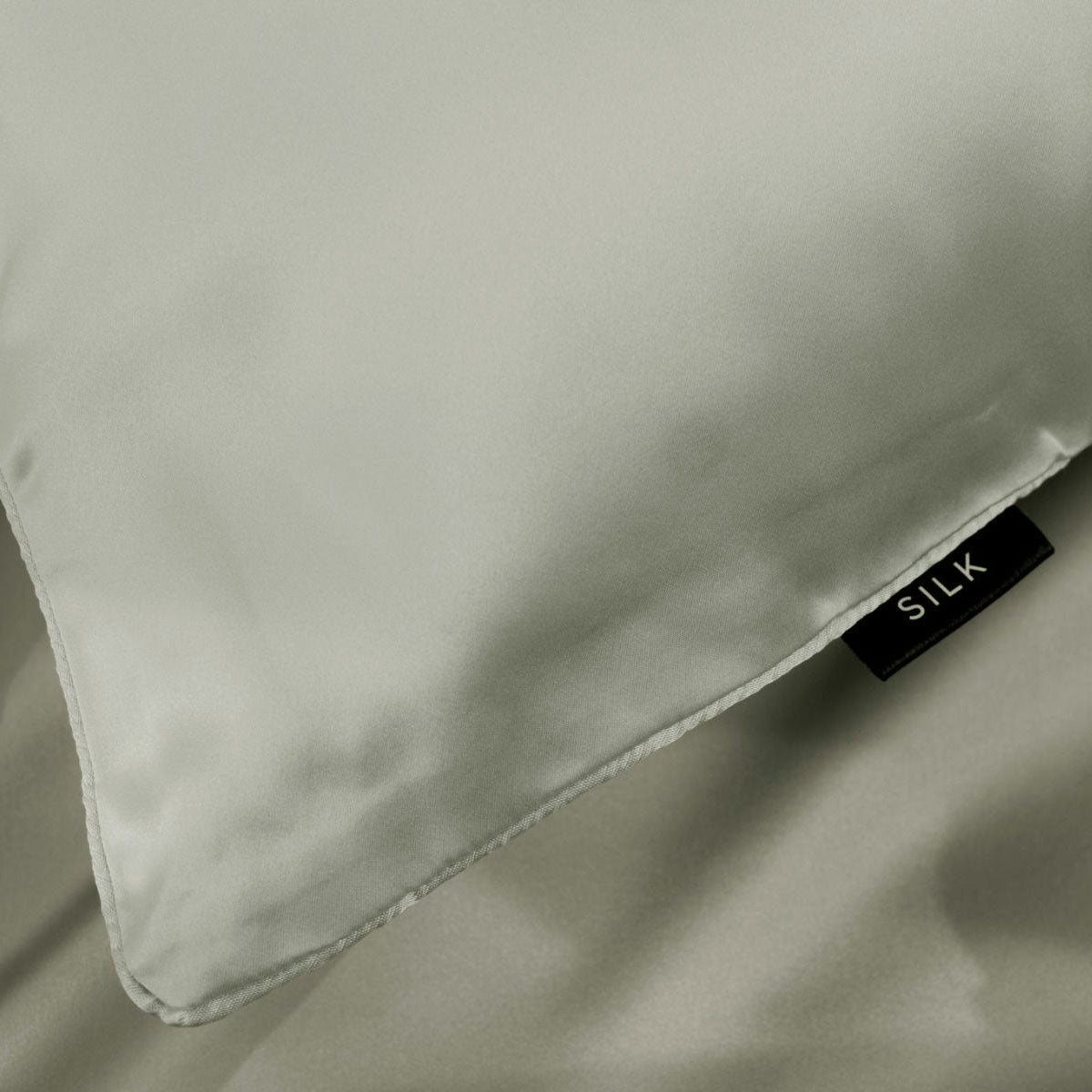 Ardor Mulberry Silk Standard Pillowcase Silver